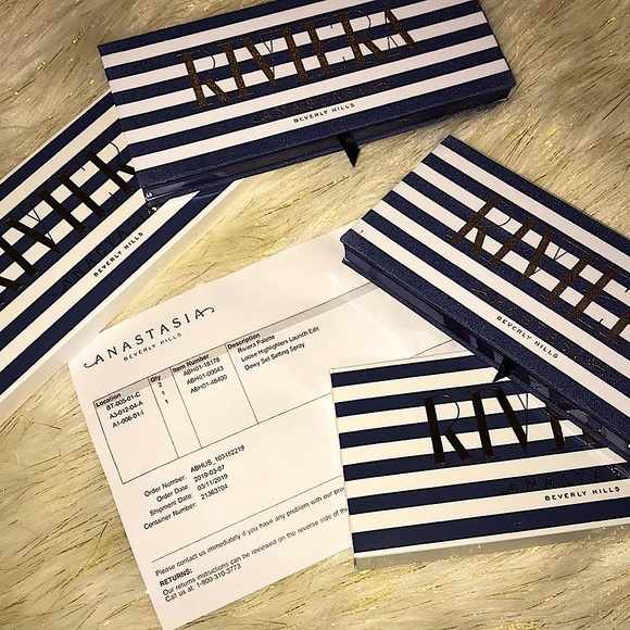 🆕🌿ANASTASIA BEVERLY HILLS: Riviera Palette